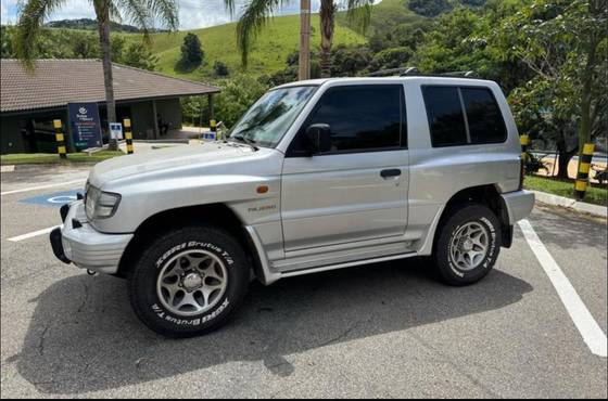 MITSUBISHI PAJERO 3.5 GLS 4X4 V6 24V GASOLINA 2P AUTOMÁTICO